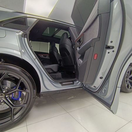 2026-Audi-RSQ8-SUV-PERFORMANCE-QUATTRO-TIPTRONIC_23