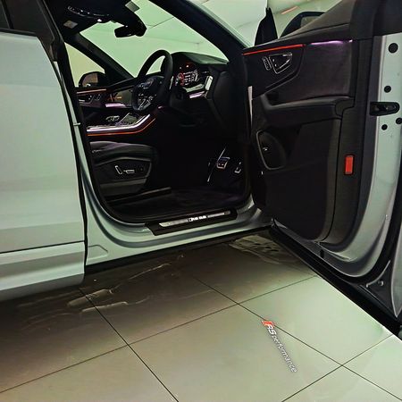 2026-Audi-RSQ8-SUV-PERFORMANCE-QUATTRO-TIPTRONIC_32