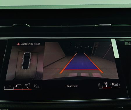 2026-Audi-RSQ8-SUV-PERFORMANCE-QUATTRO-TIPTRONIC_46