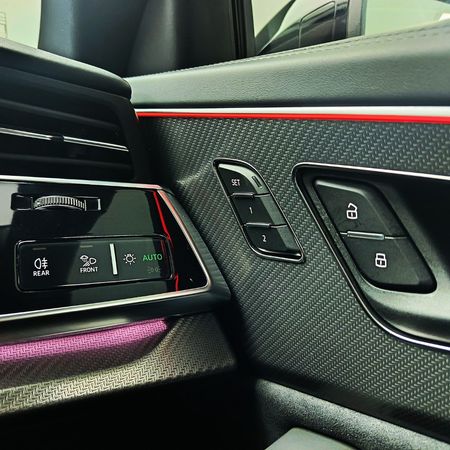 2026-Audi-RSQ8-SUV-PERFORMANCE-QUATTRO-TIPTRONIC_48