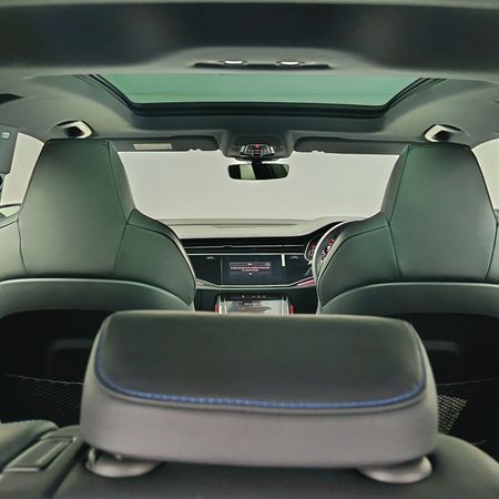 2026-Audi-RSQ8-SUV-PERFORMANCE-QUATTRO-TIPTRONIC_8