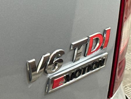2018-Volkswagen-Amarok-30-TDI-Highline-4Motion-Auto-Double-Cab_9