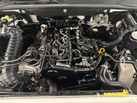 2018-Volkswagen-Amarok-20-BiTDI-Highline-132kW-Auto-Double-Cab_12