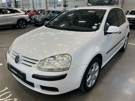 2005-Volkswagen-Golf-16-Trendline_2
