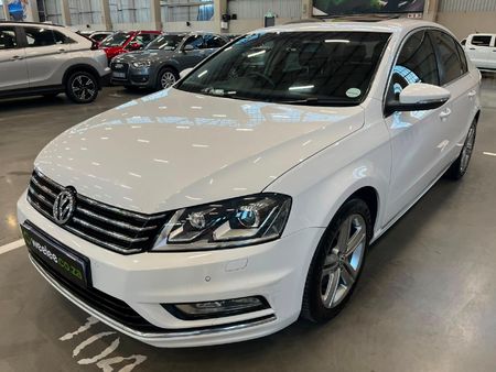 2015-Volkswagen-Passat-20-TDI-Comfortline-Auto-103kW_2