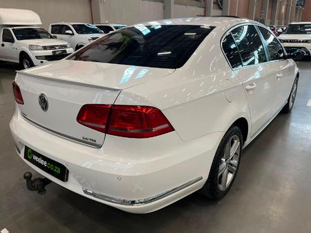 2015-Volkswagen-Passat-20-TDI-Comfortline-Auto-103kW_6