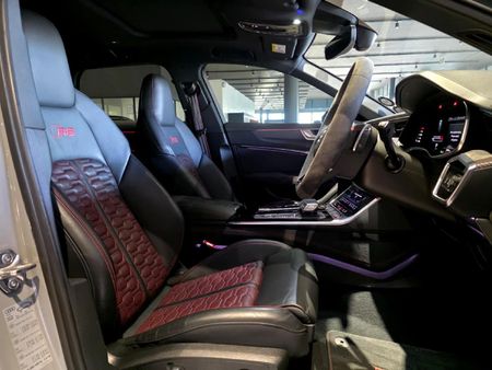 2025-Audi-RS6-Avant-Performance-Auto_1