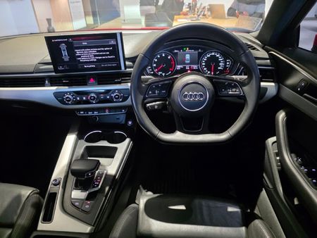 2024-Audi-A4-20-TFSI-Auto-40-TFSI_10
