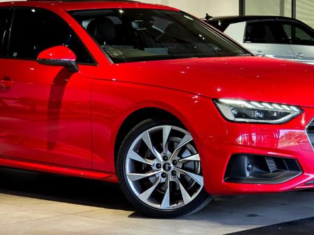 2024-Audi-A4-20-TFSI-Auto-40-TFSI_3