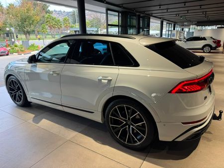2023-Audi-Q8-45-TDI-quattro-Auto_6