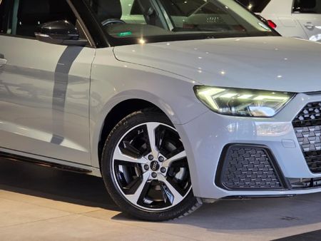 2022-Audi-A1-Sportback-15-TFSI-Auto-35-TFSI_15