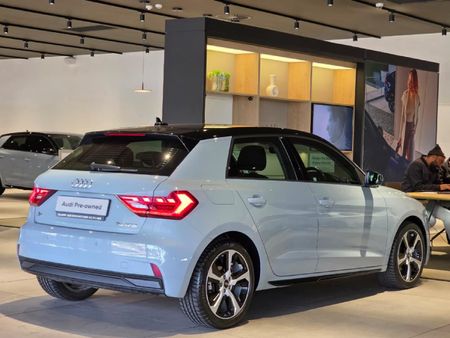 2022-Audi-A1-Sportback-15-TFSI-Auto-35-TFSI_5