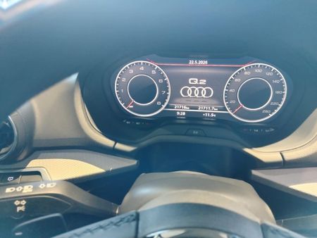 2024-Audi-Q2-35TFSI-Black-Edition_9