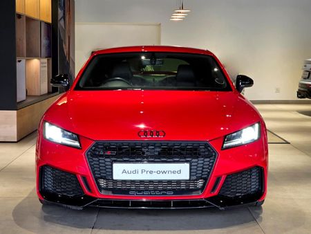 2021-Audi-TT-RS-Coupe-quattro-Auto-294kW_1