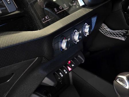2025-Audi-A1-Sportback-30-TFSI-Black-Edition-S-Tronic_10