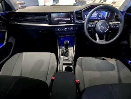2025-Audi-A1-Sportback-30-TFSI-Advanced-S-Tronic_10