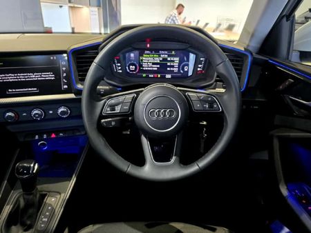 2025-Audi-A1-Sportback-30-TFSI-Advanced-S-Tronic_11