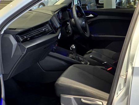 2025-Audi-A1-Sportback-30-TFSI-Advanced-S-Tronic_13