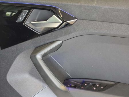 2025-Audi-A1-Sportback-30-TFSI-Advanced-S-Tronic_18