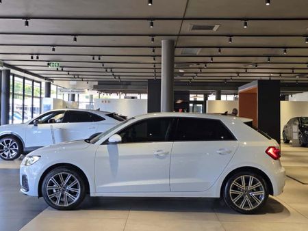 2025-Audi-A1-Sportback-30-TFSI-Advanced-S-Tronic_7
