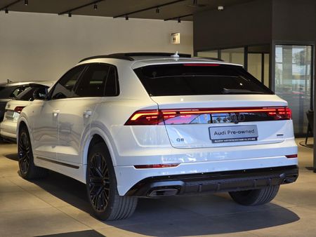 2025-Audi-Q8-45-TDI-quattro-Auto-Black-Edition_14