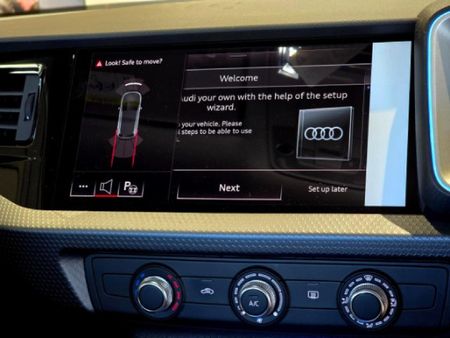 2025-Audi-A1-Sportback-30-TFSI-Black-Edition-S-Tronic_18