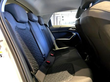 2025-Audi-A1-Sportback-30-TFSI-Black-Edition-S-Tronic_7