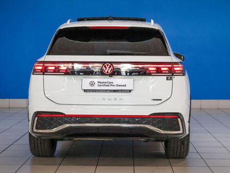2026-Volkswagen-Tiguan-20TDI-R-Line-4Motion_9