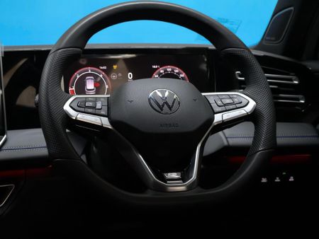 2026-Volkswagen-Tiguan-20TDI-R-Line-4Motion_20