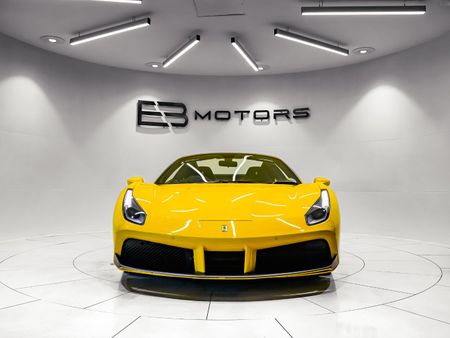 2019-Ferrari-488-Spider_10