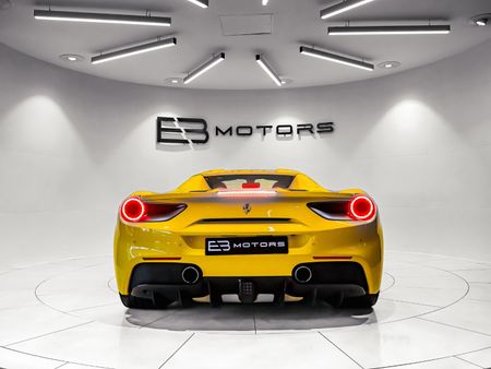 2019-Ferrari-488-Spider_26