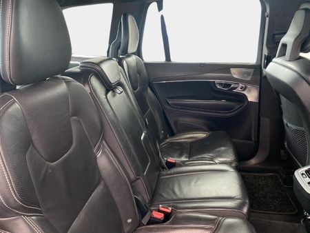2016-Volvo-XC90-D5-Auto-AWD-R-Design_9