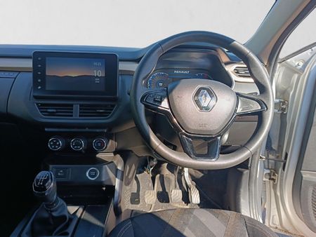 2024-Renault-Kiger-10-Energy-Zen_13
