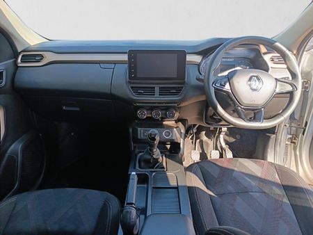 2024-Renault-Kiger-10-Energy-Zen_17