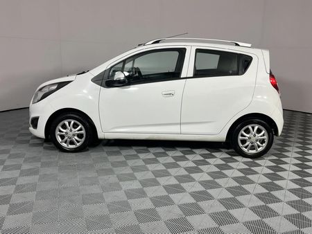 2016-Chevrolet-Spark-12-LS_15