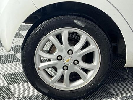 2016-Chevrolet-Spark-12-LS_6