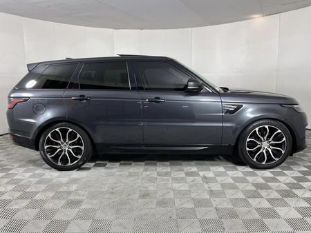 2019-Land-Rover-Range-Rover-Sport-30-D-HSE-225kW_17