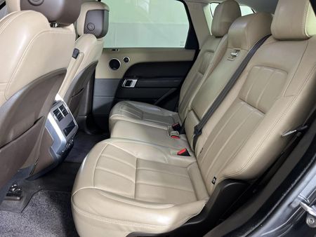 2019-Land-Rover-Range-Rover-Sport-30-D-HSE-225kW_3