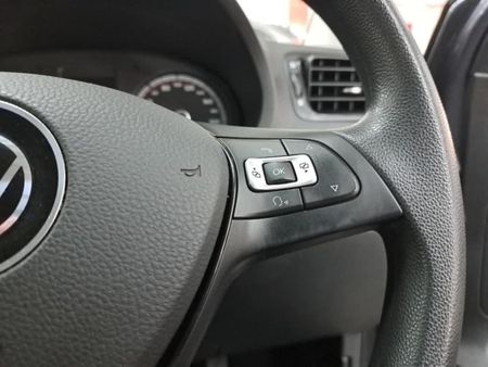 2025-Volkswagen-Polo-Vivo-14_16