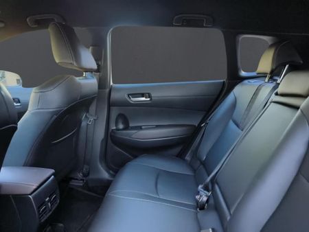 2025-Toyota-Corolla-Cross-18-XS_12