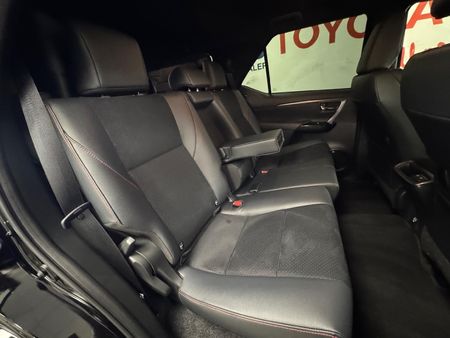 2026-Toyota-Fortuner-28GD-6-4x4-GR-S-Auto_15