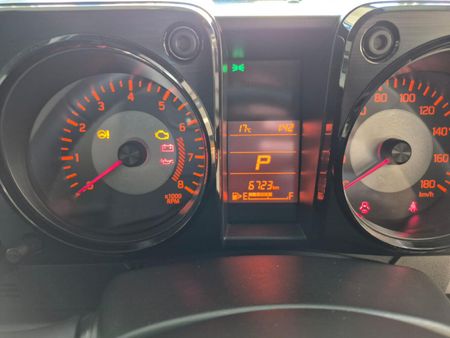 2025-Suzuki-Jimny-15-GLX-Auto_10