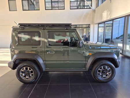 2025-Suzuki-Jimny-15-GLX-Auto_7