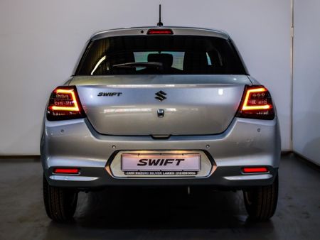 2025-Suzuki-Swift-12-GLX-Auto_9