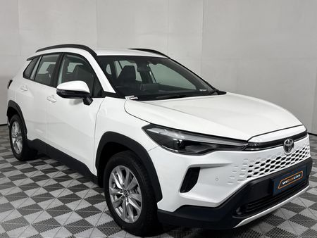 2025-Toyota-Corolla-Cross-18-XS_12