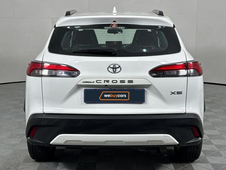 2025-Toyota-Corolla-Cross-18-XS_14
