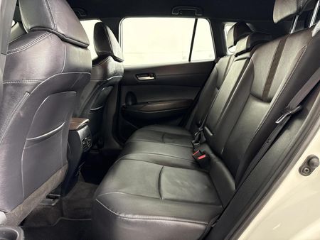 2025-Toyota-Corolla-Cross-18-XS_3
