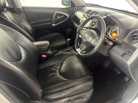 2011-Toyota-RAV4-20-VX-Auto_9