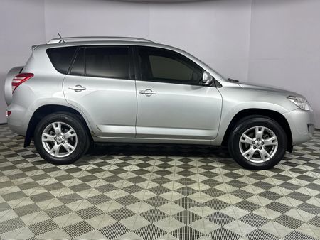 2011-Toyota-RAV4-20-VX-Auto_16