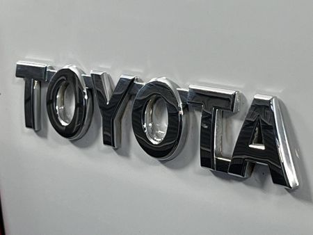 2021-Toyota-Hilux-24-GD-6-Raised-Body-Raider-Auto-Extended-Cab_10